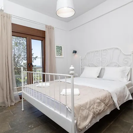 Villa Elais