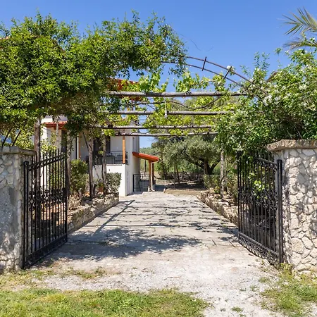 Villa Elais *