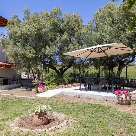 Elais Villa